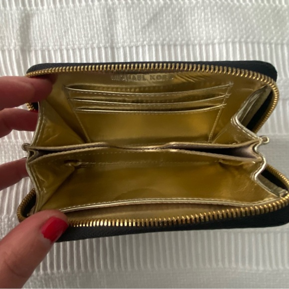 Michael Kors black snakeskin wallet/clutch - Picture 3 of 4